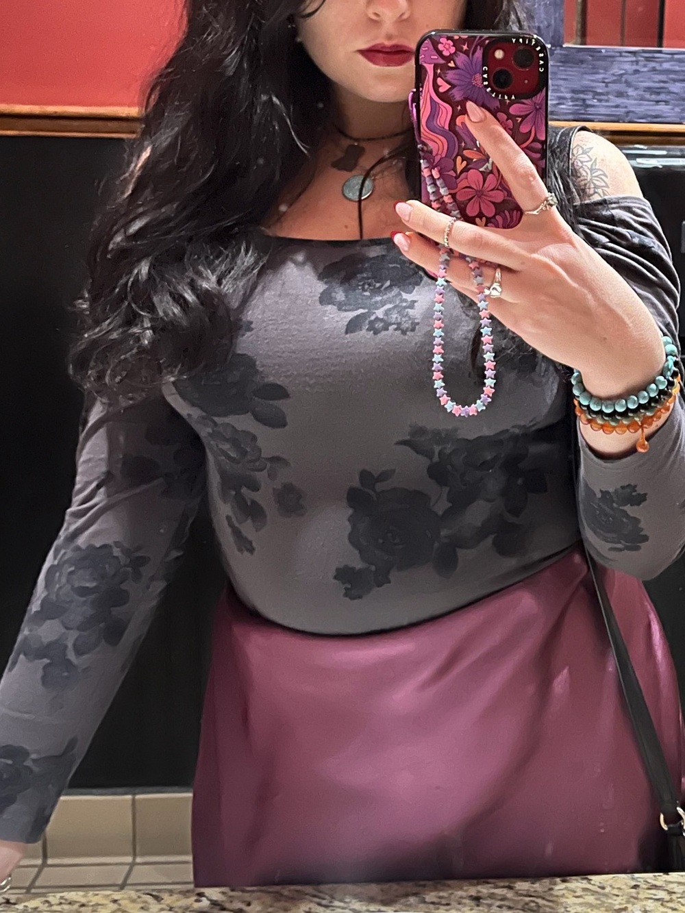 Cute cropped American Eagle going out top! - Picture 2 of 6